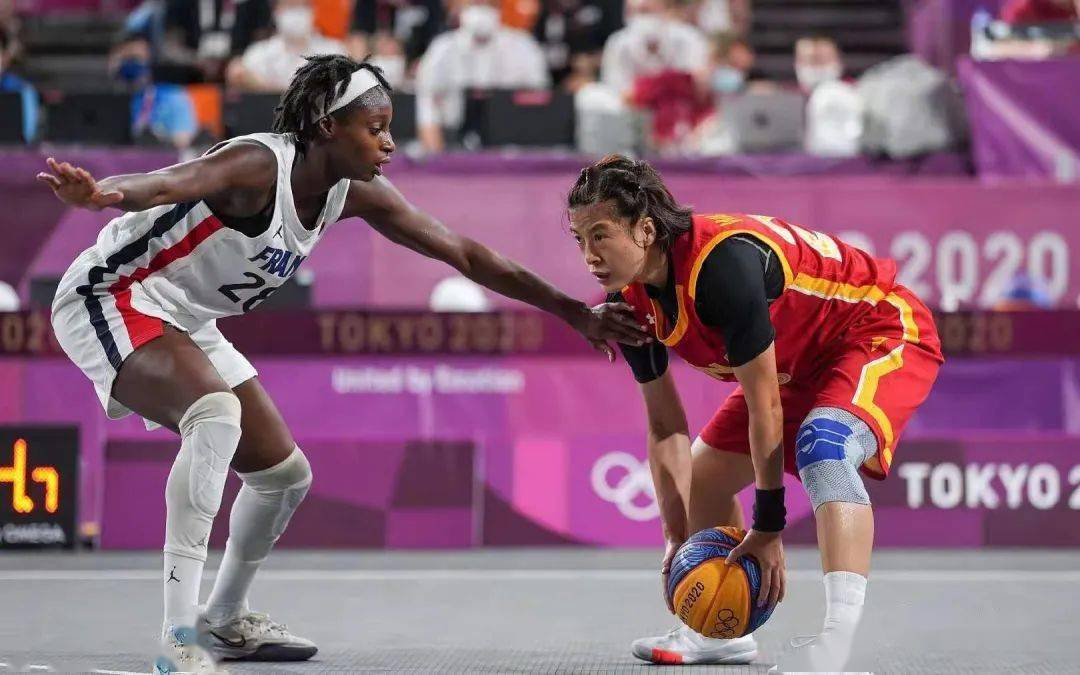 太阳依靠更 太阳依靠更